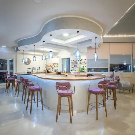 Hotel Golden Sun 4*